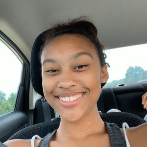 Meet your Posher, Kam